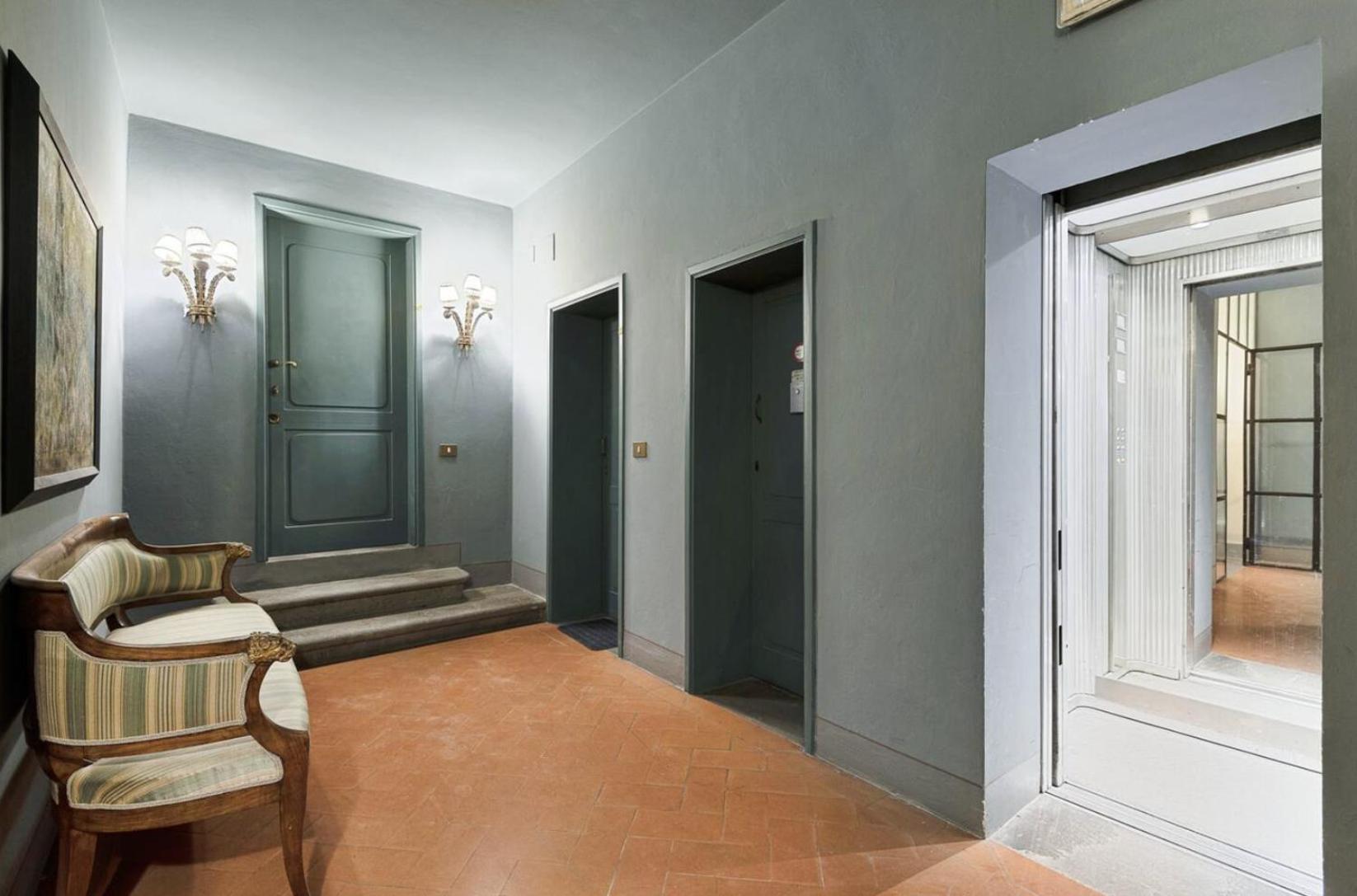 Апартаменты Tornabuoni Living Флоренция Экстерьер фото